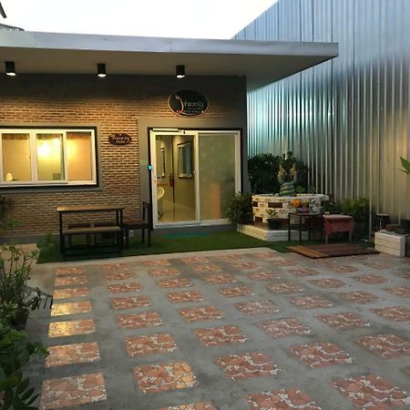 Baan Wararin Hostel Pattaya Ngoại thất bức ảnh