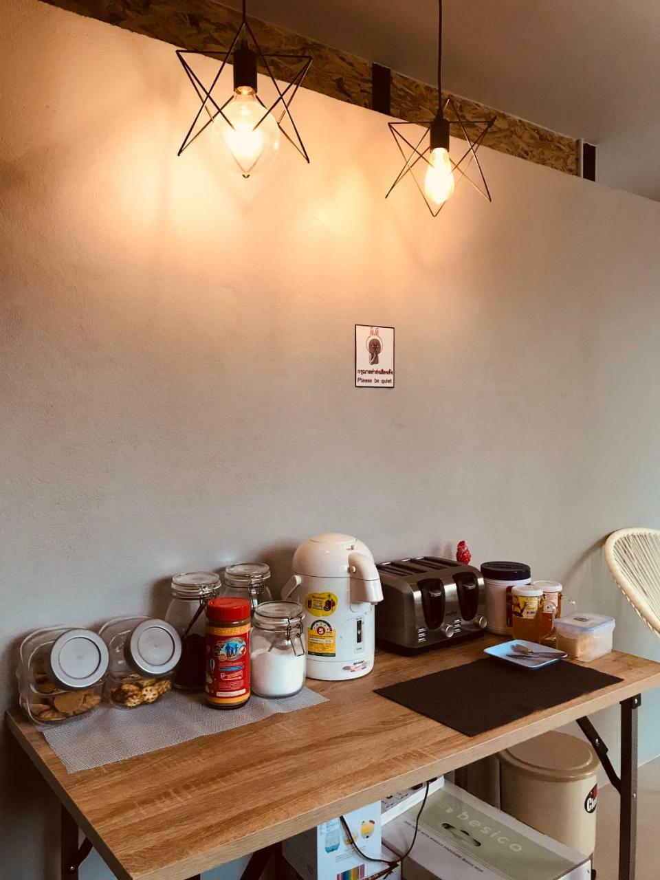 Baan Wararin Hostel Pattaya Ngoại thất bức ảnh