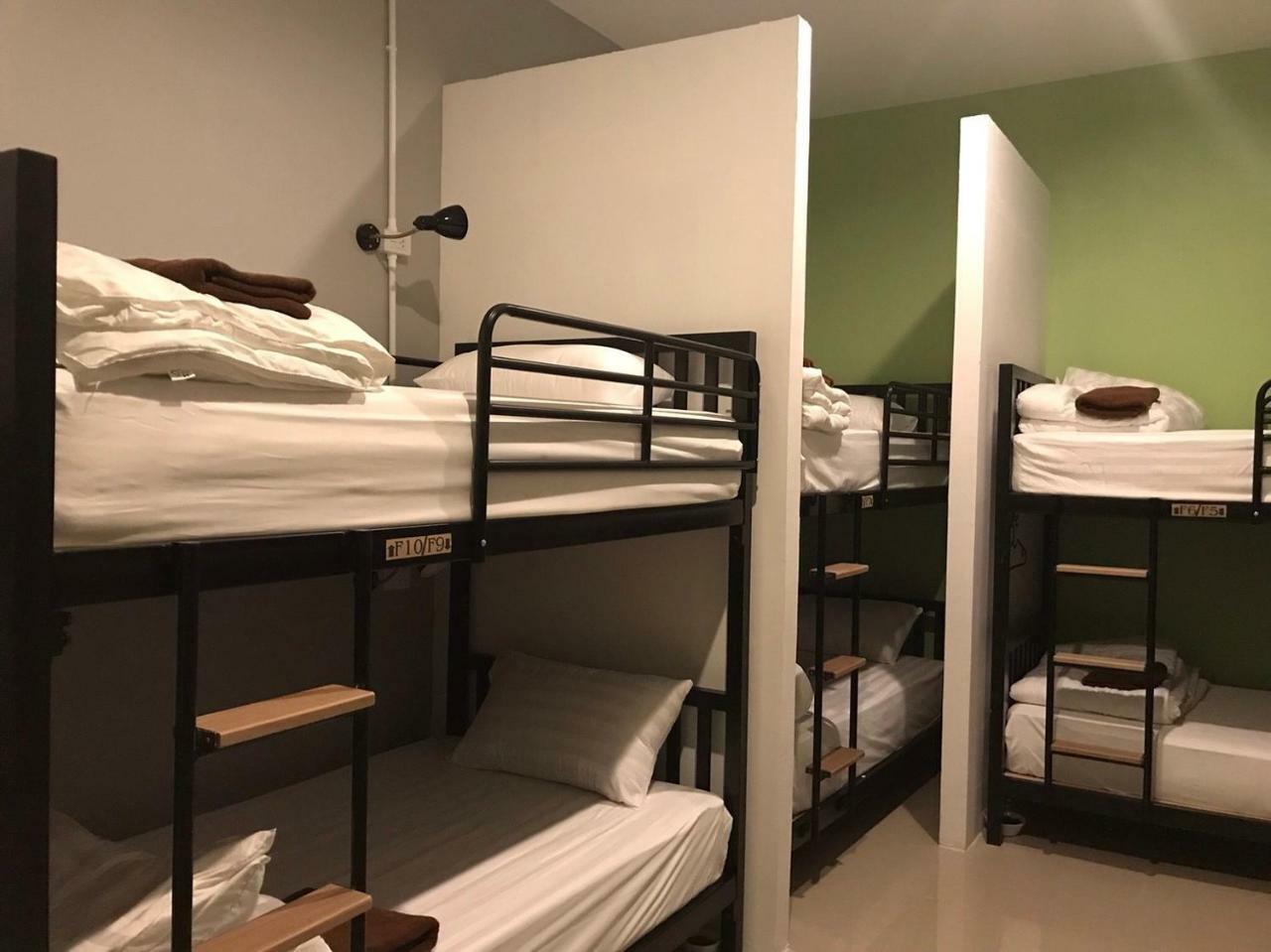 Baan Wararin Hostel Pattaya Ngoại thất bức ảnh