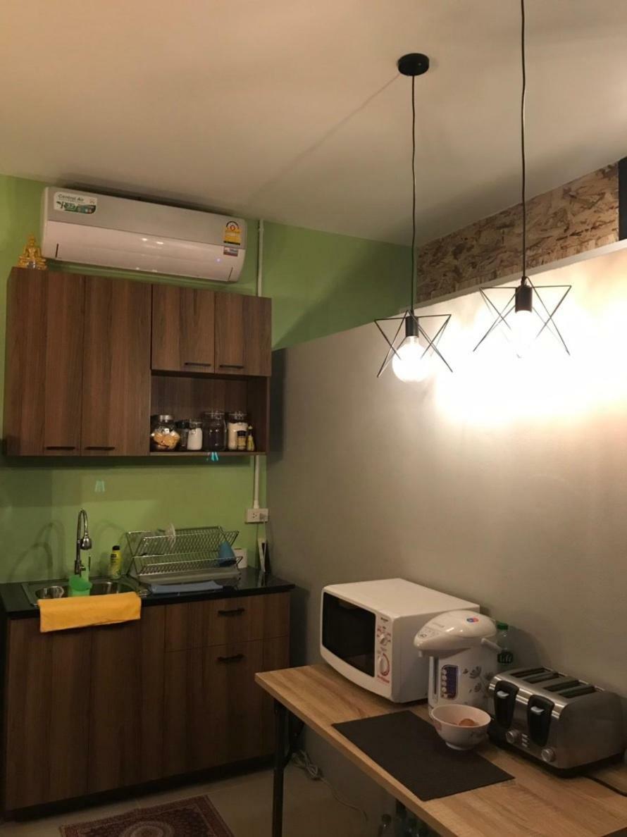 Baan Wararin Hostel Pattaya Ngoại thất bức ảnh